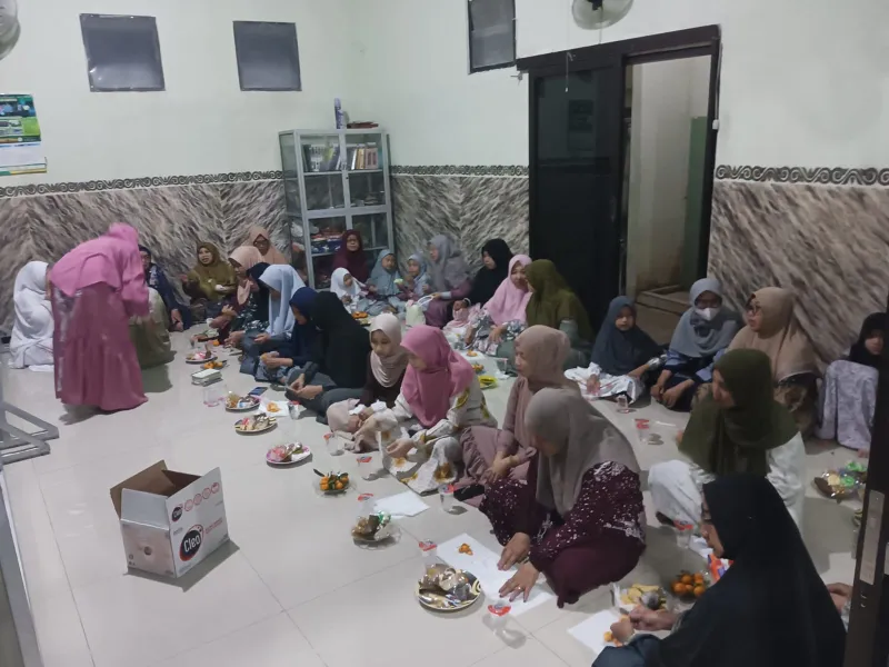 Merajut Kembali Hangatnya Silaturahmi di Musala Al-Ittihad